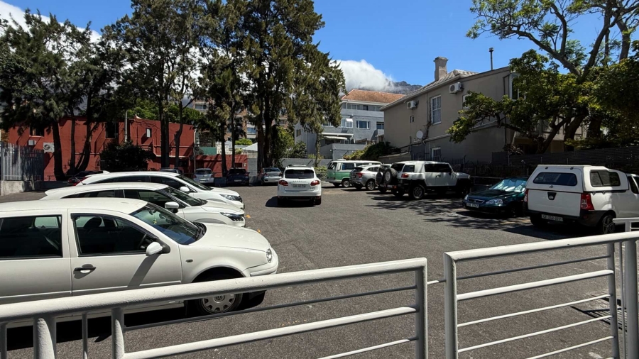 To Let commercial Property for Rent in Gardens Western Cape